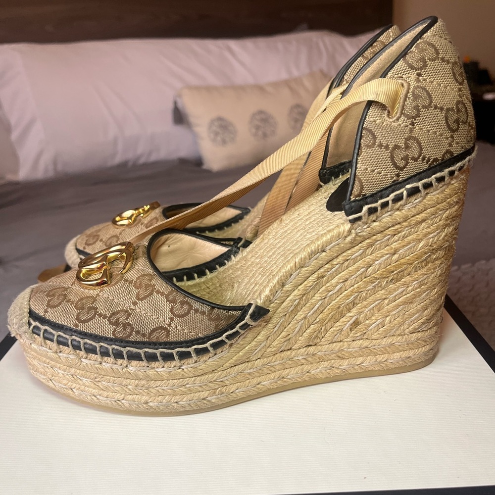 Gucci Pilar GG Ankle Tie Espadrille Platform Wedge - Picture 4 of 8